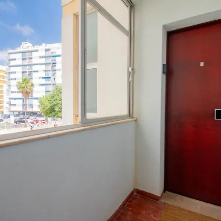 Casa Ocean Breeze, Two Bedrooms, 100m From The Beach! Appartamento Portimão
