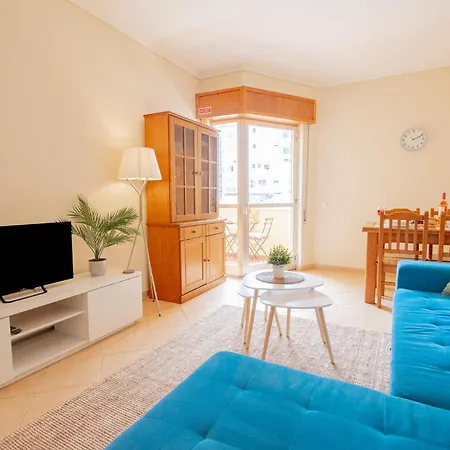 Casa Ocean Breeze, Two Bedrooms, 100m From The Beach! *