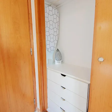 Casa Ocean Breeze, Two Bedrooms, 100m From The Beach! * Portimão