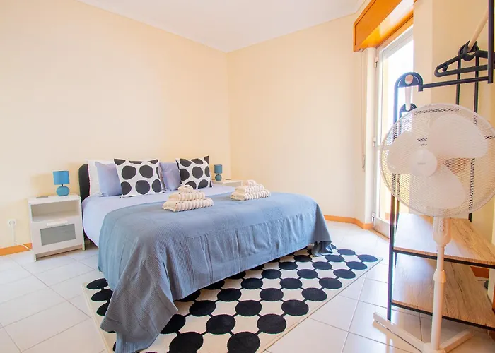 Casa Ocean Breeze, Two Bedrooms, 100m From The Beach! Daire