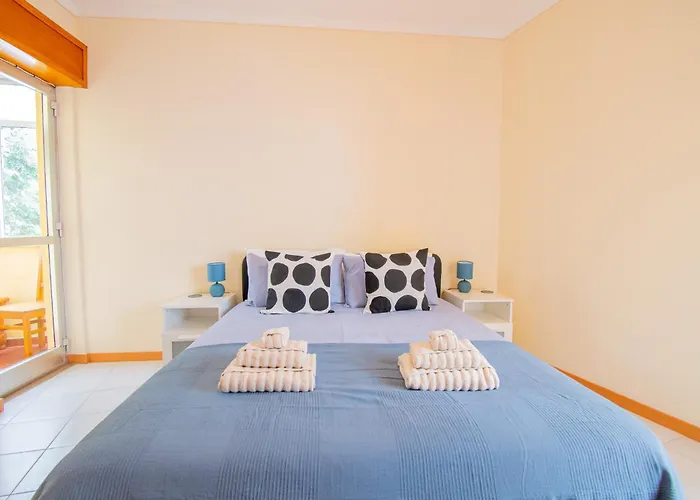 Casa Ocean Breeze, Two Bedrooms, 100m From The Beach! Daire Portimão