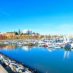 Casa Ocean Breeze, Two Bedrooms, 100m From The Beach! 波尔蒂芒