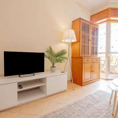 Apartment Casa Ocean Breeze, Two Bedrooms, 100m From The Beach! *