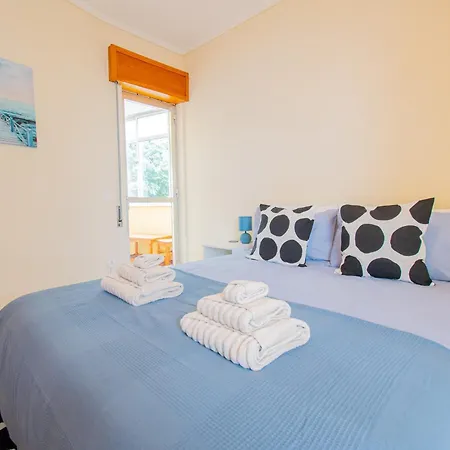 Apartment Casa Ocean Breeze, Two Bedrooms, 100m From The Beach!